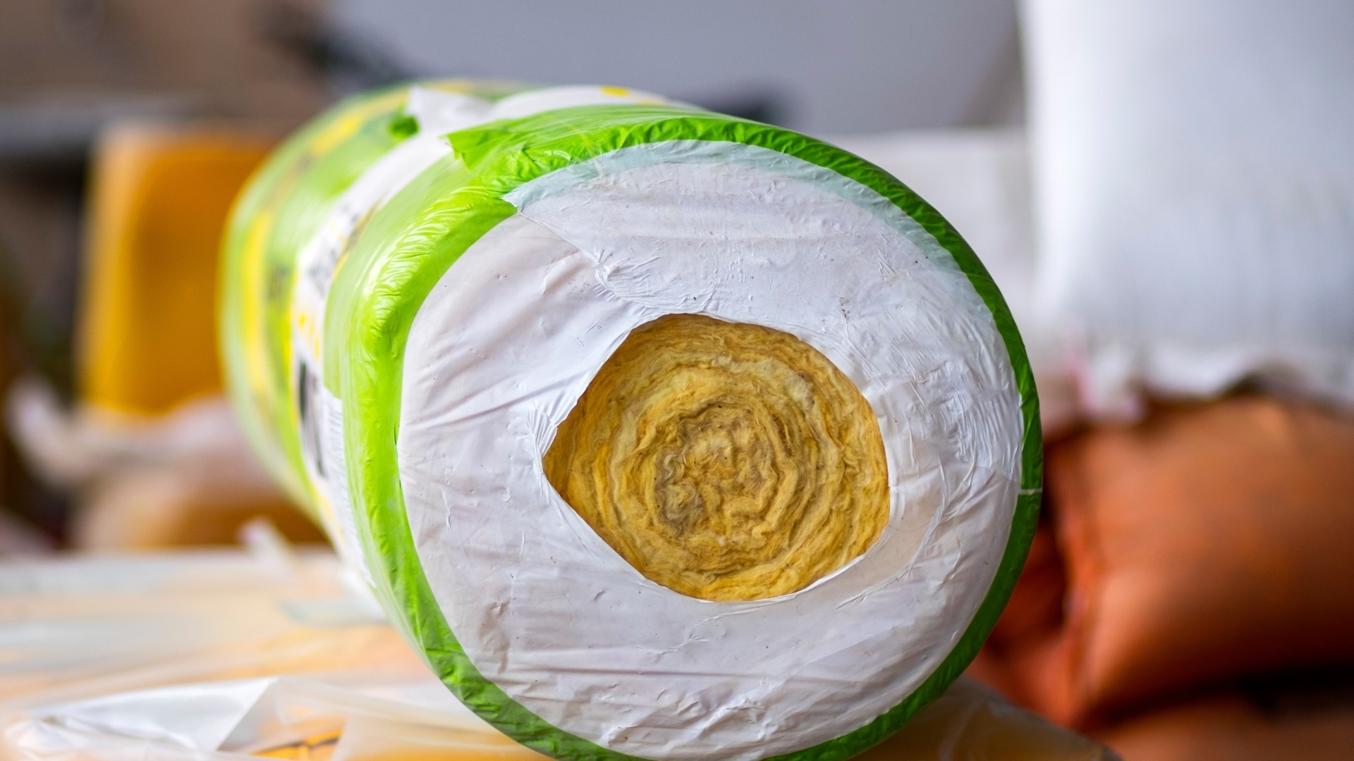 Zakup wełny mineralnej online – czy to bezpieczne? 