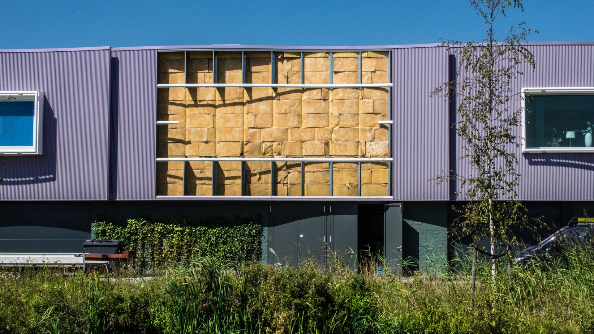 Dach wentylowany a niewentylowany – czym się różnią i kiedy który wybrać?